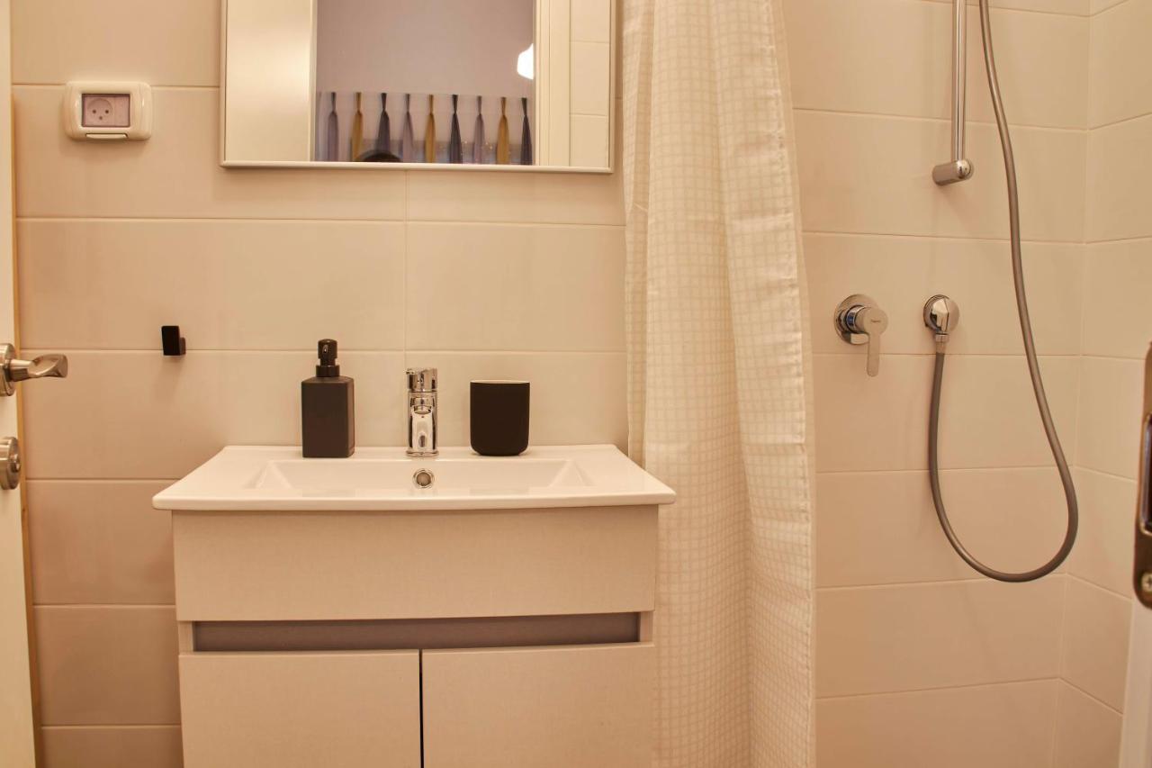 Roza Apartment Tel Aviv Buitenkant foto